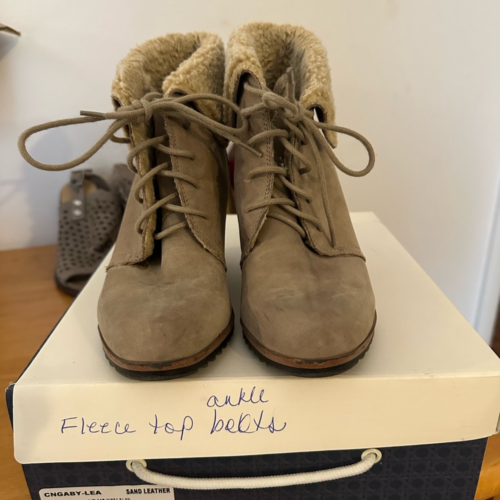 Women's Sand Leather Ankle Boots